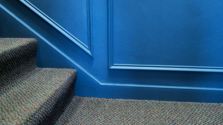 Protect your stairs and create a stunning visual impact with the classic elegance of herringbone carpet. 