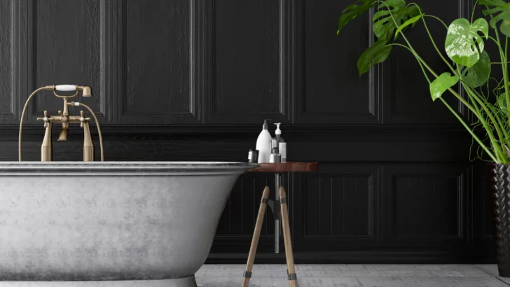 Elegance in Ebony - Black Tile Bathrooms That Define Luxury