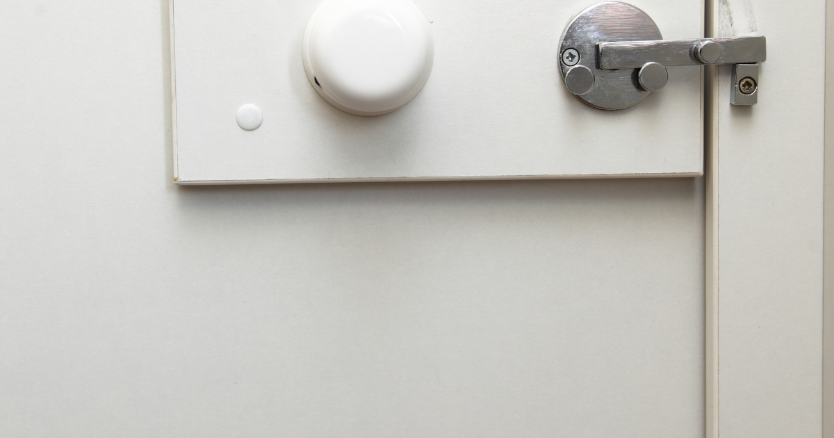 How To Fix Bathroom Stall Door Latch? A Comprehensive Guide