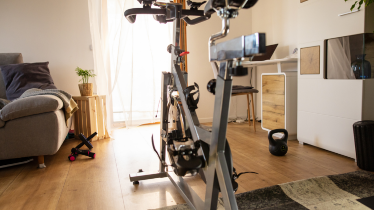 Living Room Fitness Hack: Concealing Exercise Gear Effortlessly 