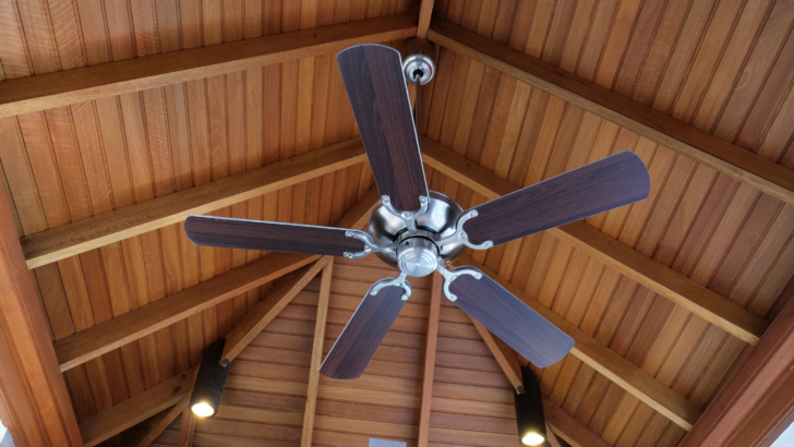 Stylish Solutions - Incorporating Ceiling Fans in Your Kitchen to add character